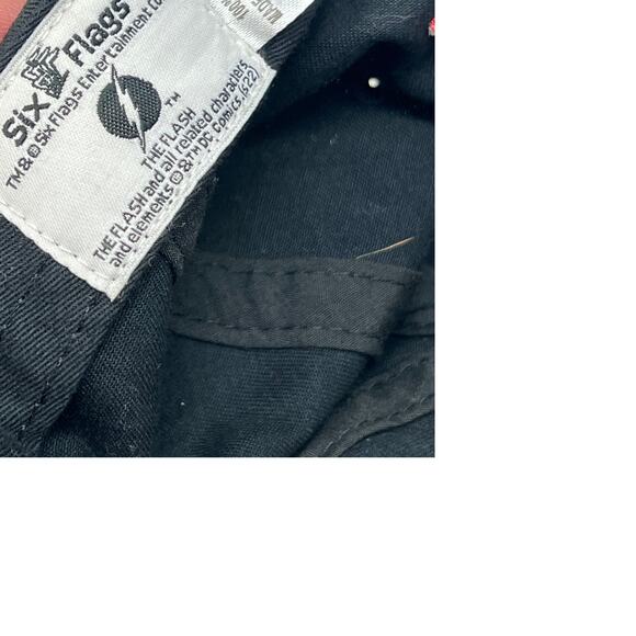 The Flash Speedster Six Flags Adjustable Baseball Cap - Picture 6 of 6